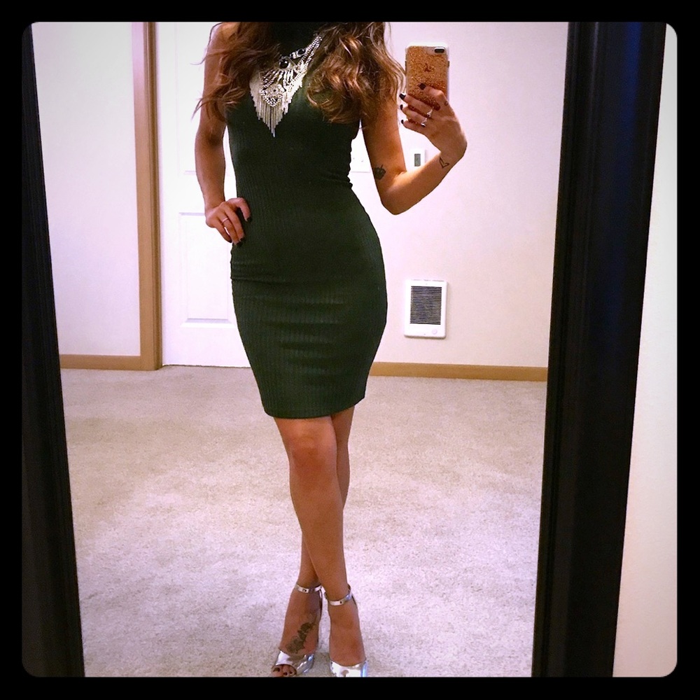 Hurry up! Stylish Khaki Half Golf midi dress